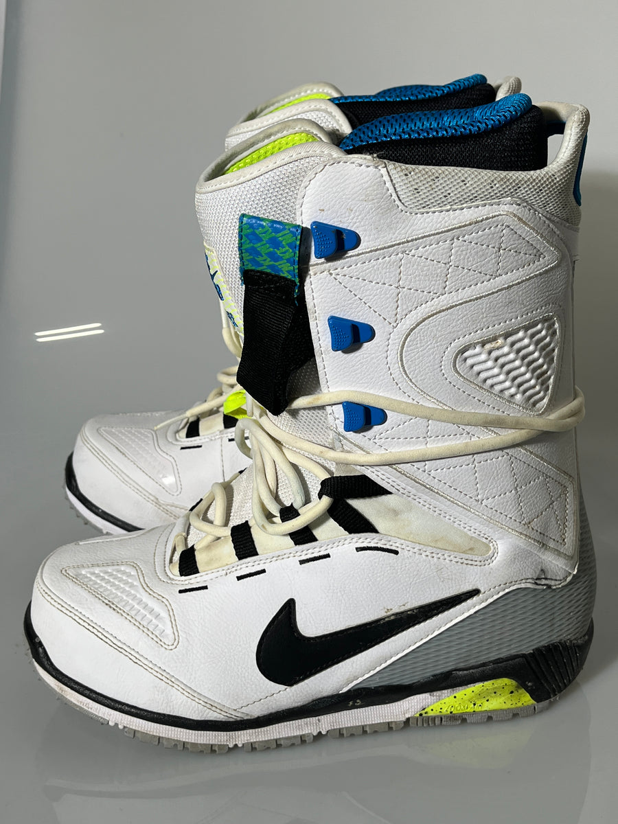 Nike SB Zoom Kaiju Snowboard Boots – The Locals Sale